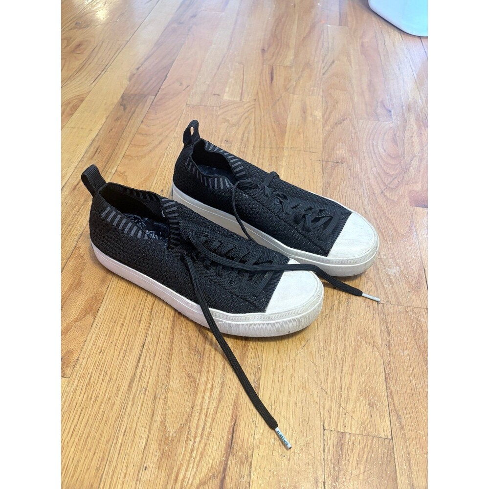 Native Jefferson LiteKnit Sneakers in black Size 6Y